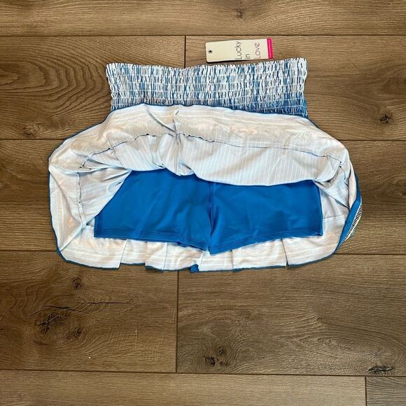 Lucky In Love 14” Paradise Smocked High Waist Blue Print Tennis Skirt Size Small - Picture 5 of 10